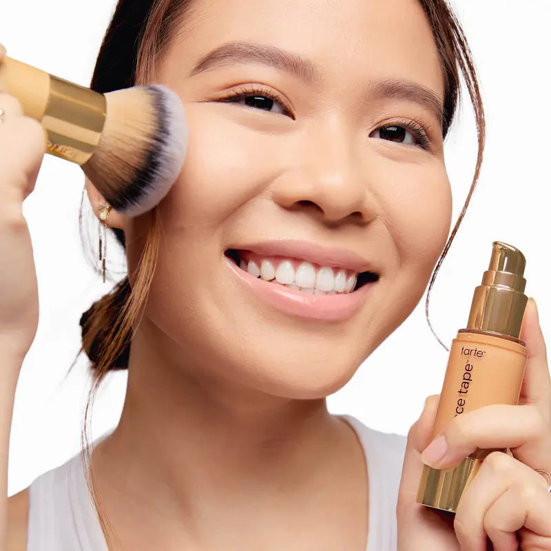 the buffer™ brush - fluffy, dome foundation brush-DAN